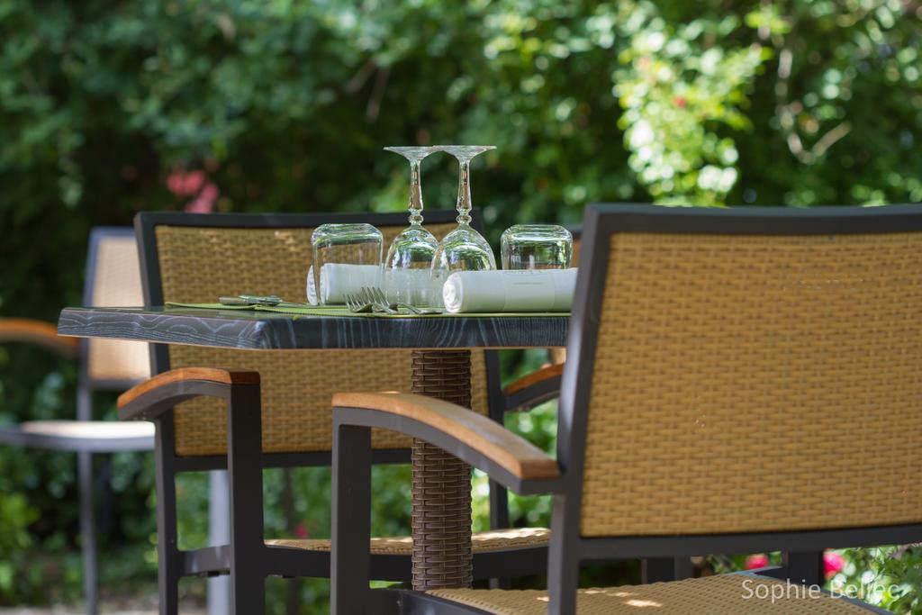 L'Hostellerie D'Acquigny ภายนอก รูปภาพ